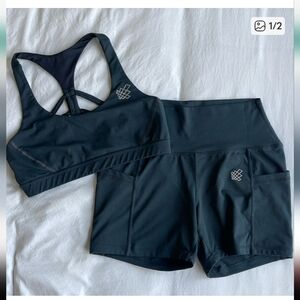 Jed North L Sports Bra and Shorts Set